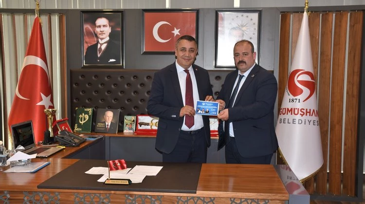 BAŞKANIMIZ, ÜLKÜ OCAKLARI BAŞKANIMIZ SADIK COŞKUN VE İLÇE BAŞKANLARIMIZA TEŞEKKÜR ETTİ