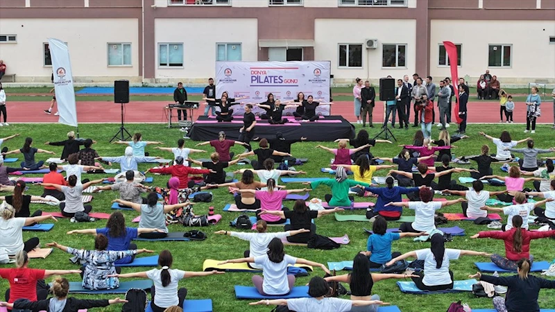 Denizli Büyükşehir’den kadınlara pilates günü hediyesi