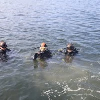 Gemlik Körfezi’nde dalgıçlardan dip temizliği