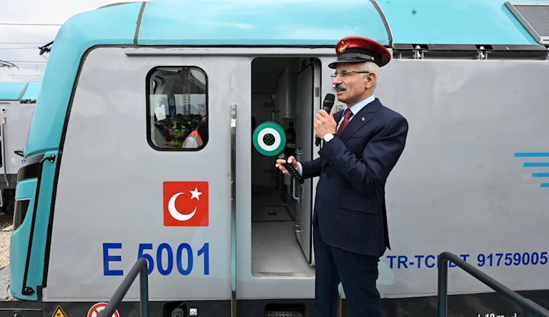 YENİ NESİL DEMİRYOLU ARAÇLARI HİZMETE HAZIR