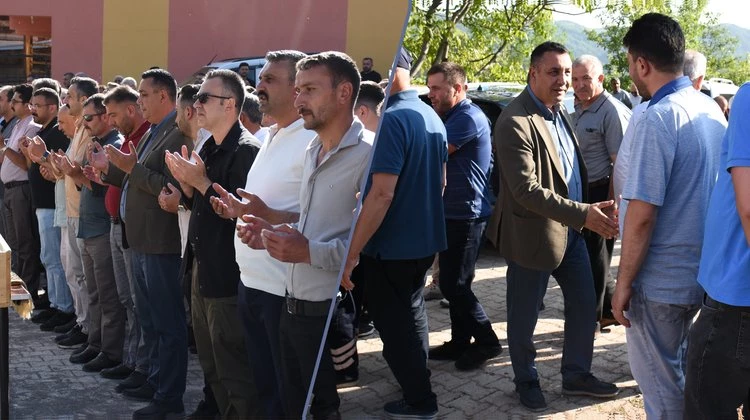 BAŞKANIMIZ, NECİP ORAK, SELFİNAZ ORAK VE ASİYE TAŞ