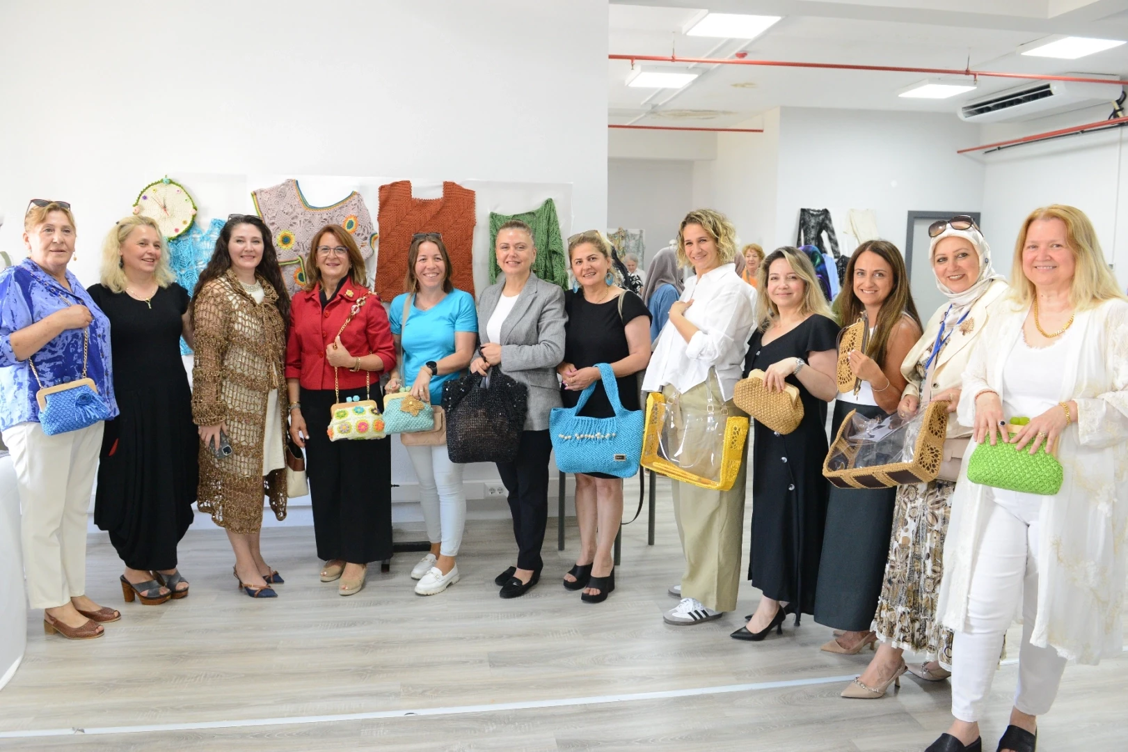 NİLSEM’de eğitim alan kadınların el becerileri beğeni topladı