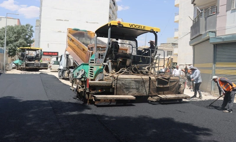 SURUÇ’TA YOLLAR YENİLENİYOR, VATANDAŞLAR MEMNUN