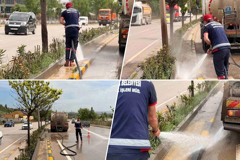 Karabük Belediyesi, Şehir Temizliğinde Kesintisiz Çalışıyor