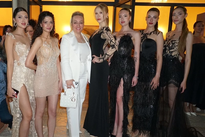 Bulgaristan Ankara Büyükelçiliğinde muhteşem bir defile