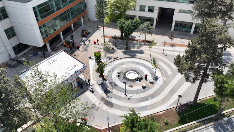 Kırk Altı Meydan Hizmete Hazırlanıyor