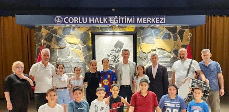 Başkan Sarıkurt`tan Şampiyonlara Tebrik