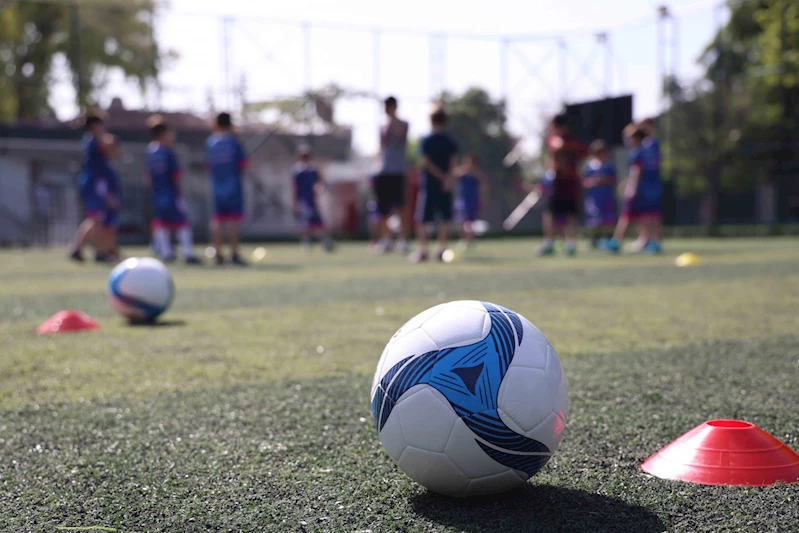 MERAM YAZ SPOR OKULLARI KAYITLAR BAŞLIYOR!