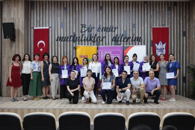 Konak’ın kadın CNC operatörleri sertifikalarını aldı