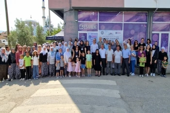 ESMEK YANSIMALAR SERGİSİ İLÇELERDE GÖZ KAMAŞTIRIYOR