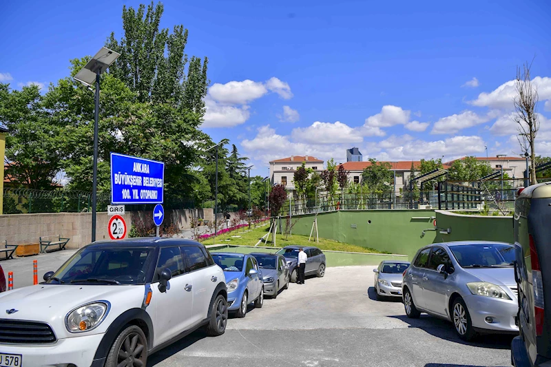 ÜSTÜ PARK ALTI OTOPARK: ULUS 100. YIL KAPALI OTOPARKI AÇILDI