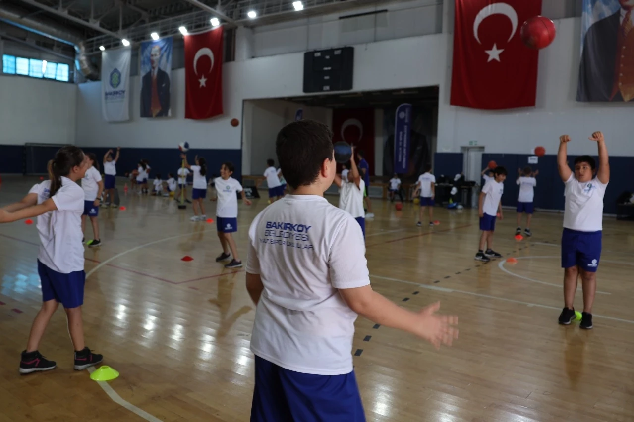 Bakırköylü çocuklar yaz boyunca spora doyacak!