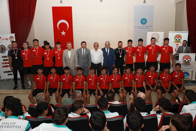 HASAN KILCA’YA TÜFAD’DAN ONUR ÖDÜLÜ