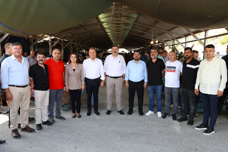 BAŞKAN YILDIZ VE BAŞKAN SEÇER’DEN GÜNEYKENT SEMT PAZARINA ZİYARET