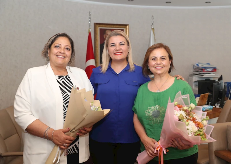 İZMİT BELEDİYESİNİN YENİ BAŞKAN YARDIMCILARI ERDEM ARCAN VE CELAL HÜLÜR OLDU