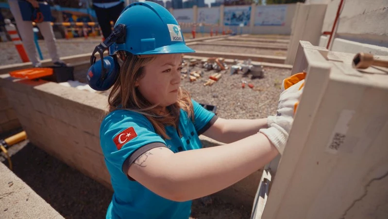 ALTIN BİLEZİK PROGRAMI İLE İGDAŞ’TAN GENÇ İSTİHDAMINA DESTEK