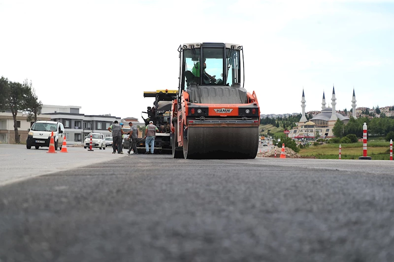 Metrobüs hattında çalışmalar hız kazandı: 10 farklı noktada, aynı anda, gayretle çalışıyorlar…