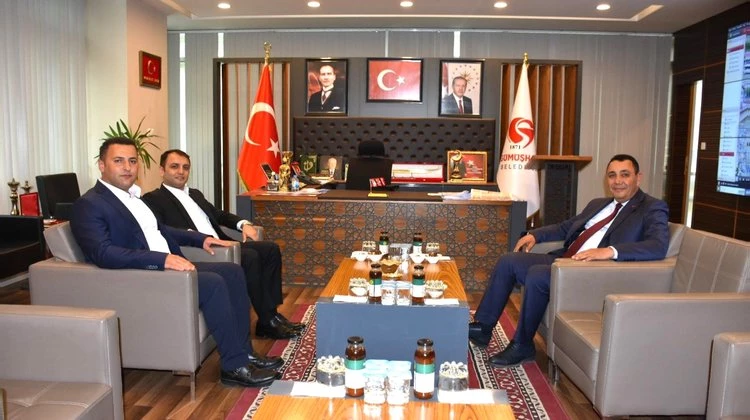 BAŞKANIMIZA, ŞİRAN VE KÖSE KAYMAKAMLARIMIZDAN VEDA ZİYARETİ