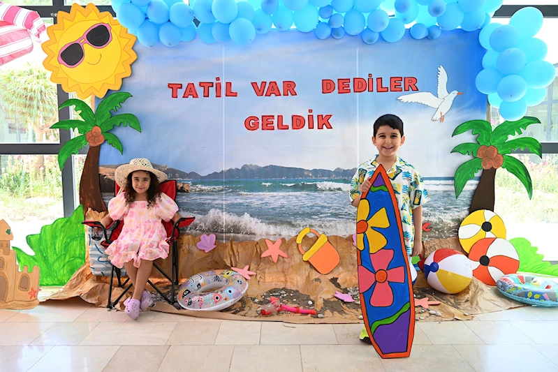 Minik öğrenciler hem karne aldı hem mangal keyfi yaptı