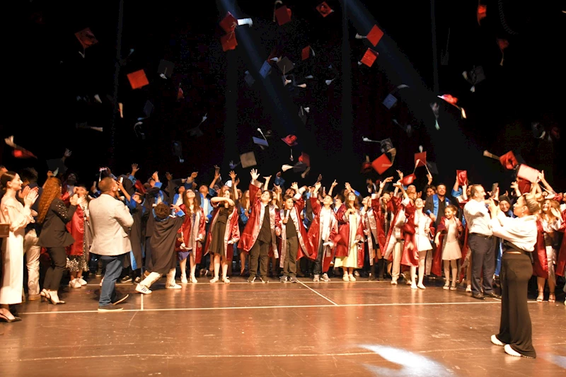 Süleymanpaşa Belediye Konservatuvarı Mezuniyet Gösterisi Büyüledi