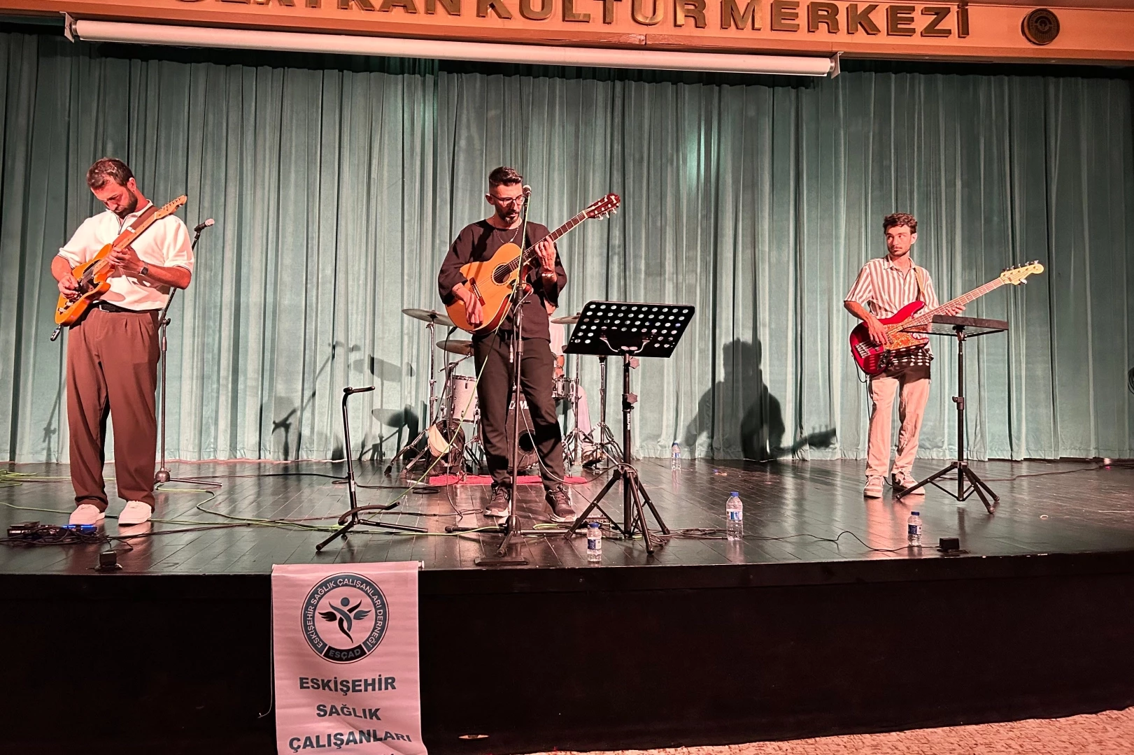 ESÇAD Tiyatro Ekibi’nden 2025’in ilk gösterisi