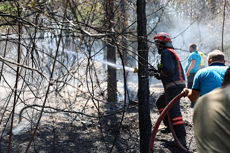 Yusuf Alemdar paylaştı: “Yangın kontrol altına alındı, soğutma çalışmaları devam ediyor”