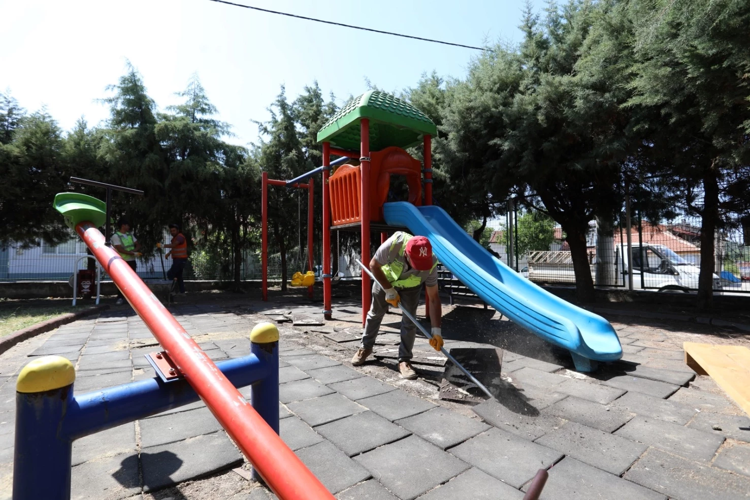 Bursa İnegöl Belediyesi’nden Tahtaköprü Mahallesine hizmet hamlesi