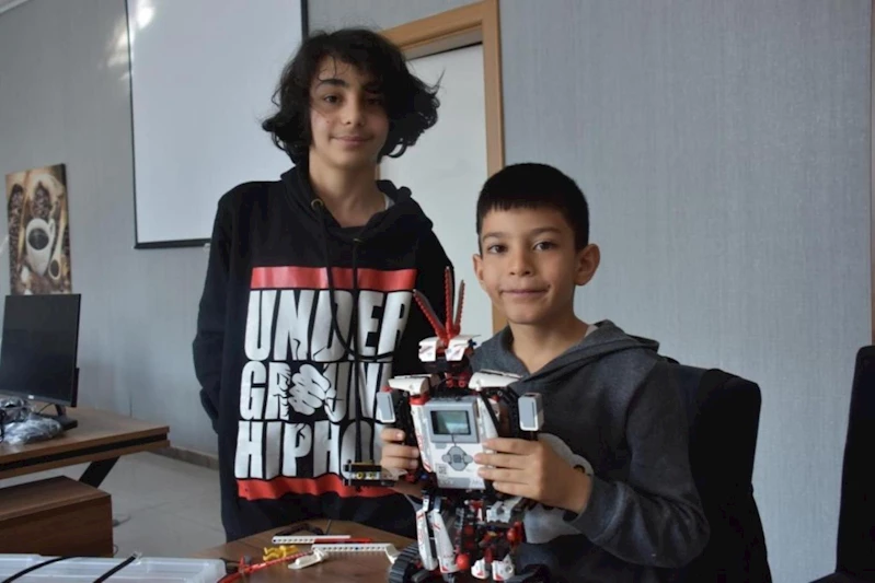 BAŞKAN ÇOLAKBAYRAKDAR, 