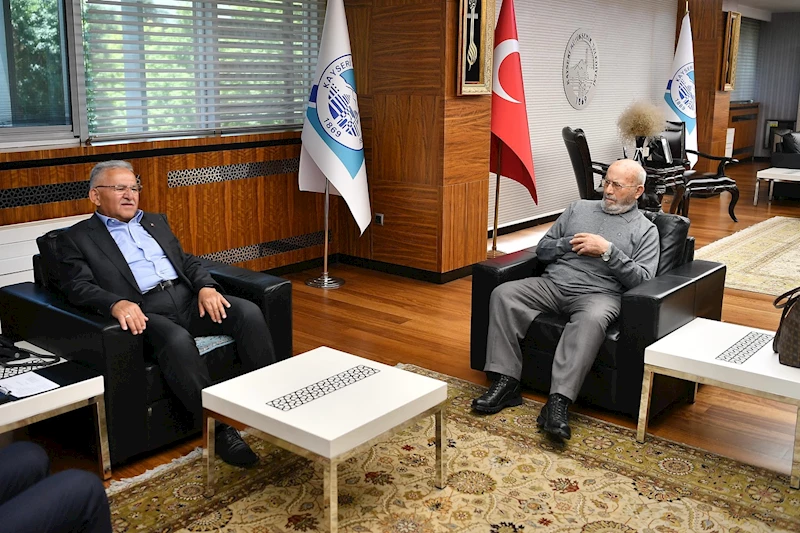 Başkan Büyükkılıç’a Yoğun Ziyaret Trafiği: Birlik, Beraberlik ve Dayanışma Vurgusu