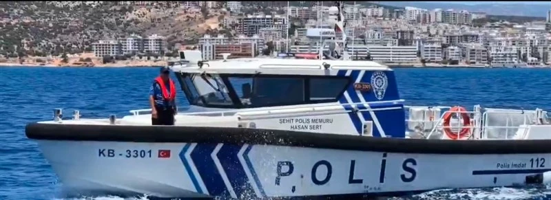 Silifke İlçe Emniyet Müdürlüğü Koordinesinde, Özel Çocuklar İle İlçede İkamet Eden Şehit ve Gazi Çocukları İçin Denizde Mavi Yolculuk Gerçekleştirildi