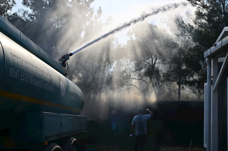 Manisa Büyükşehir’den Bornova’daki Yangına Müdahale Desteği