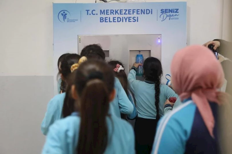 Merkezefendi Belediyesi’nden 15 Okula 30 Steril İçme Suyu Ünitesi