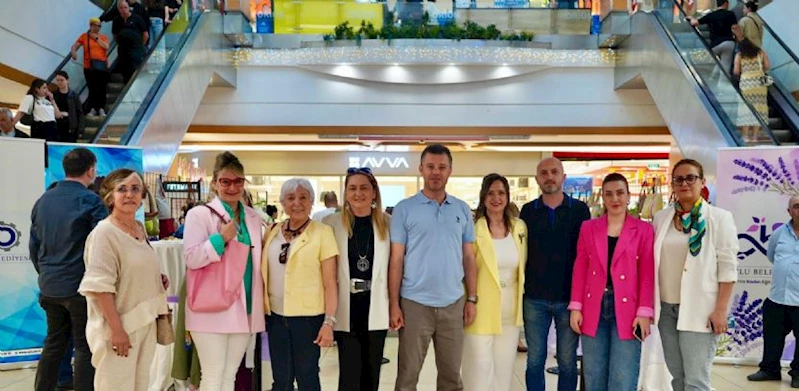 Çorlu Belediyesi Lavanta Kadın Eğitim Merkezi`nden Göz Kamaştıran Sergi