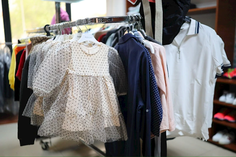 AKSARAY’DA SOSYAL MAĞAZA YÜZLERİ GÜLDÜRÜYOR