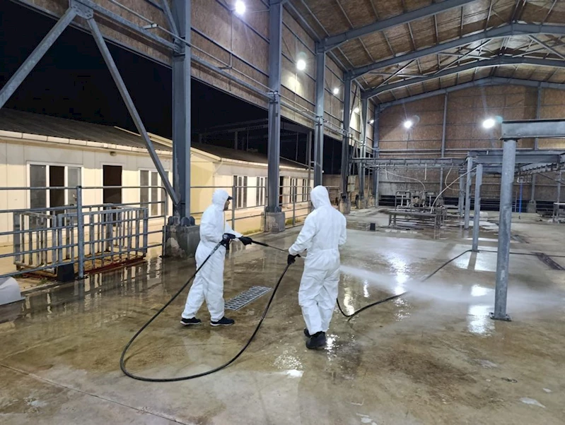 İBB TEMİZLİK EKİPLERİ BAYRAMDA GÖREVDE