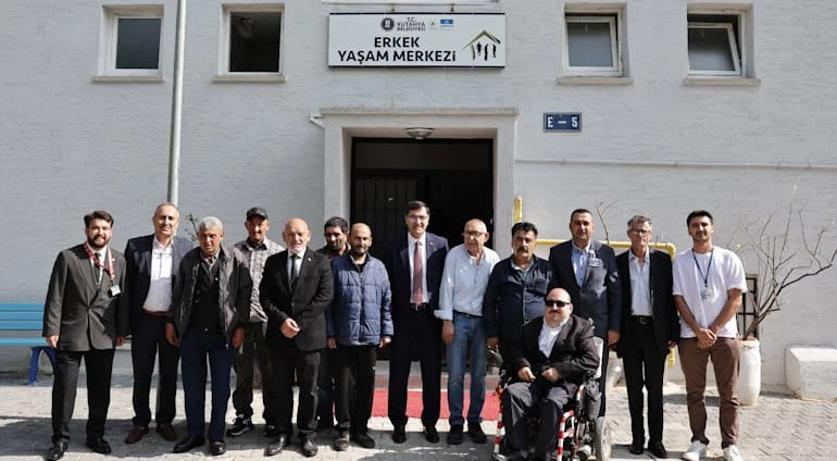 ERKEK YAŞAM MERKEZİ