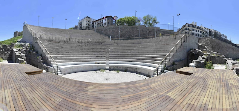 “ROMA TİYATROSU VE ARKEOPARK PROJESİ”NE ESTETİK DOKUNUŞ