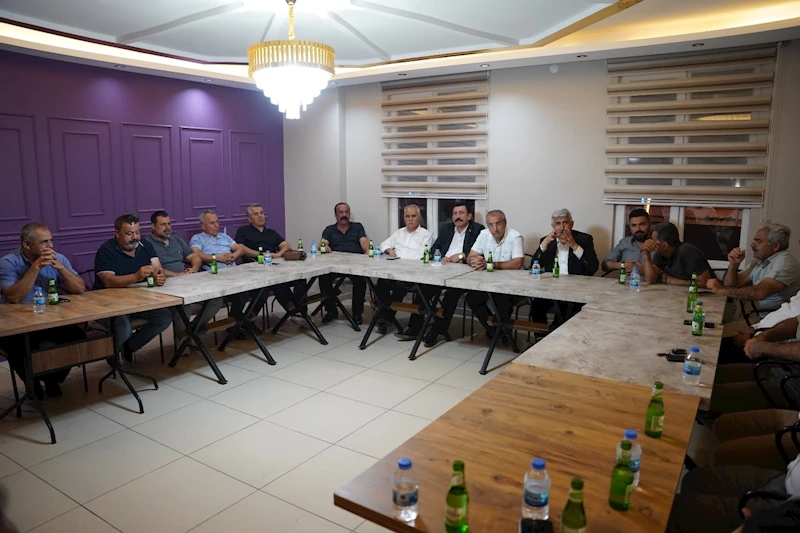 BAŞKAN HALLAÇ, MAHALLE MUHTARLARIYLA İSTİŞARE TOPLANTISINDA BİR ARAYA GELDİ