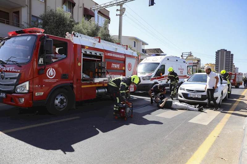 Büyükşehir Ekipleri Trafik Güvenliği İçin Sahadaydı