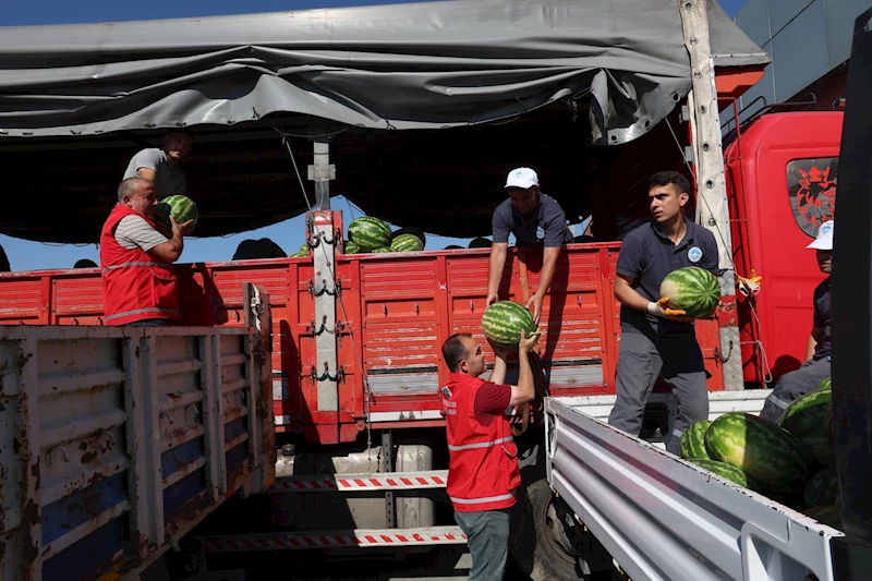 Başkan Büyükkılıç’tan Yaz Sıcaklarında Gönüllere Dokunan Destek