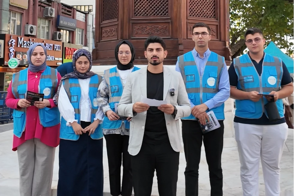 AK Parti Osmangazi Gençliğinden broşürlü vicdan çağrısı