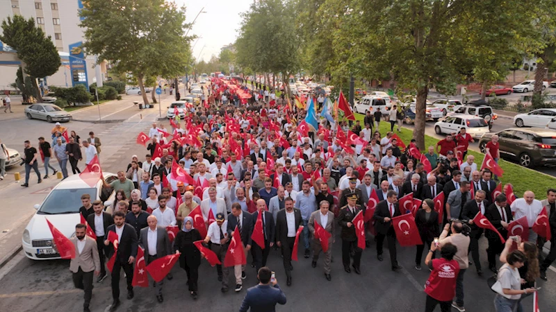 Demokrasi ve Milli Birlik Kortejinde Buluşalım!