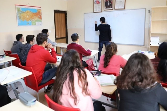 Malatya’da lise mezunlarına ücretsiz YKS kursu başvuruları başladı