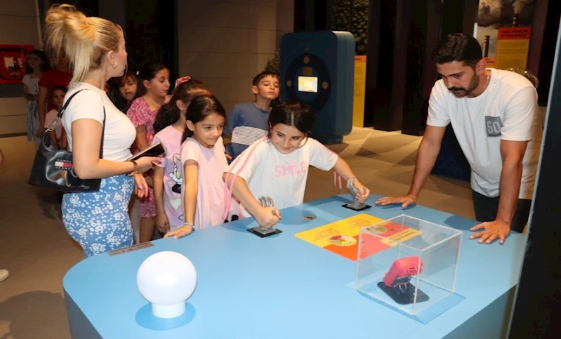 BÜYÜKŞEHİR’İN MİNİK KURSİYERLERİ BİLİMLE BULUŞTU