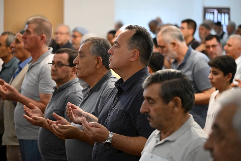 Ferdi Zeyrek Vefatının 40. Gününde Dualarla Anıldı