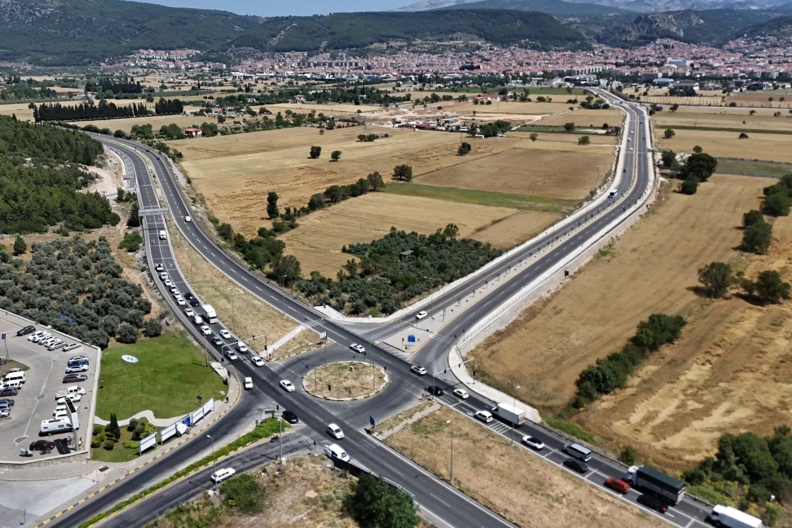 Muğla yatırımla büyüyor, ulaşımla güçleniyor