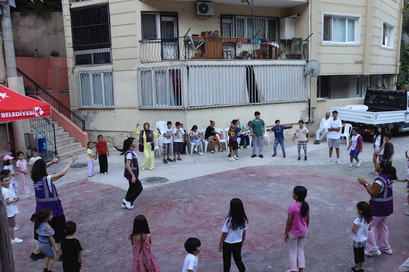 İZMİT BELEDİYESİ, VELİAHMET’TE ÇOCUKLARA UNUTULMAZ BİR GÜN YAŞATTI