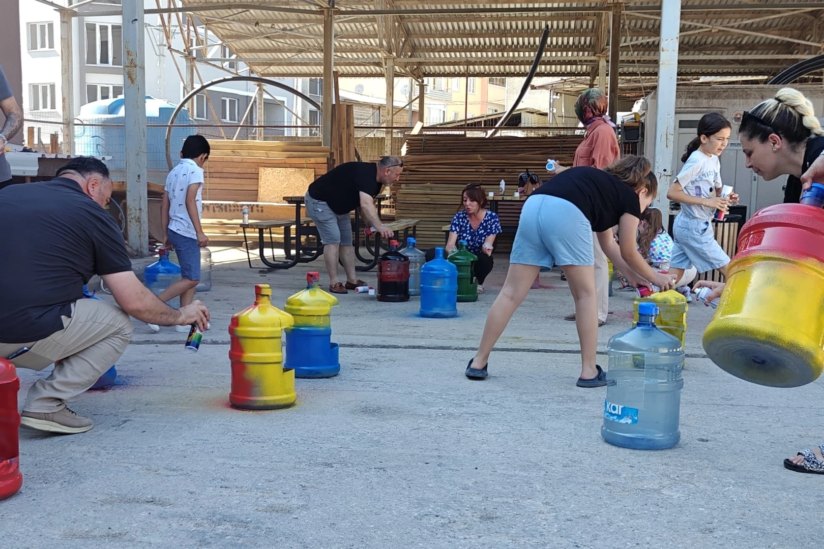 Gemlik Kent Konseyi ile hayvanseverlerden anlamlı dayanışma