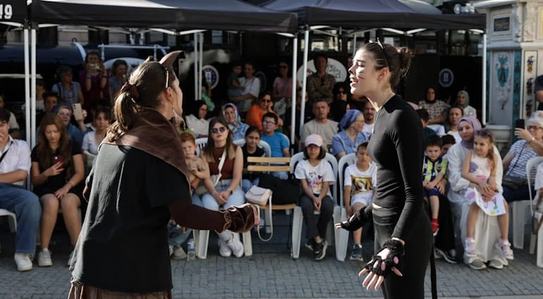 ÇOCUKLARIMIZ GERMİYAN SOKAĞI’NDA SÜRDÜRÜLEBİLİRLİK İÇİN BULUŞTU