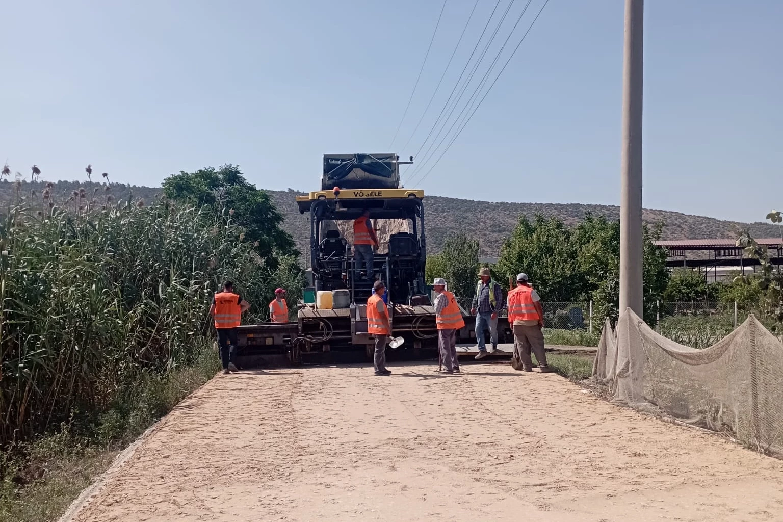 Muğla Büyükşehir kırsalda ulaşım kalitesini artırıyor